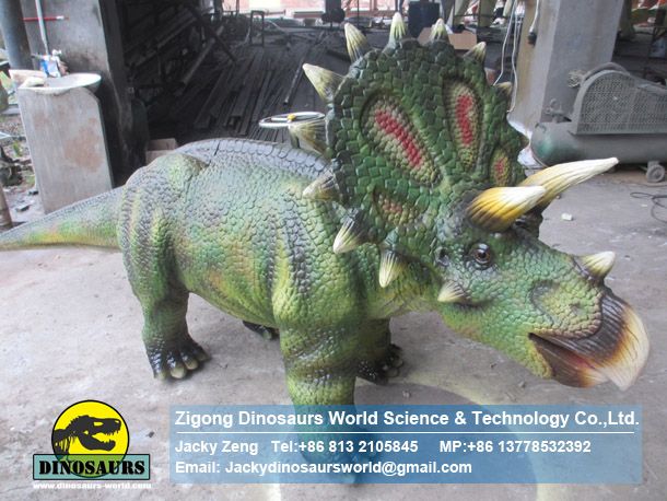 Animatronic Simulation Walking Dinosaur of Styracosaurus Ride DWE040