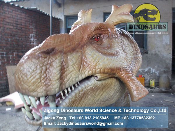 Estemmenosuchus in dinosaurs factory DWD1788